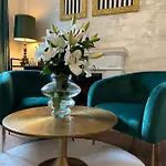 La Dolce Vita Luxury Ii With Best Free Private Parking In Center