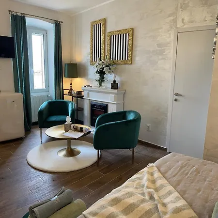 La Dolce Vita Luxury Ii With Best Free Private Parking In Center Pula