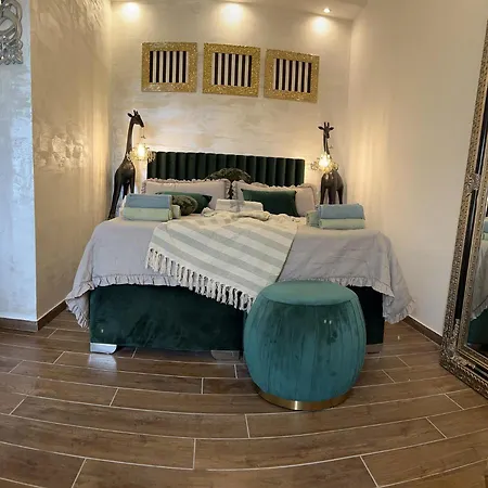 Apartman La Dolce Vita Luxury Ii With Best Free Private Parking In Center Póla