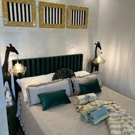 La Dolce Vita Luxury Ii With Best Free Private Parking In Center Apartman *
