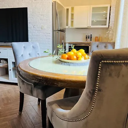 La Dolce Vita Luxury Ii With Best Free Private Parking In Center Apartman